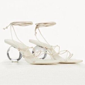 CULT GAIA Collections Su Sandal in Off White